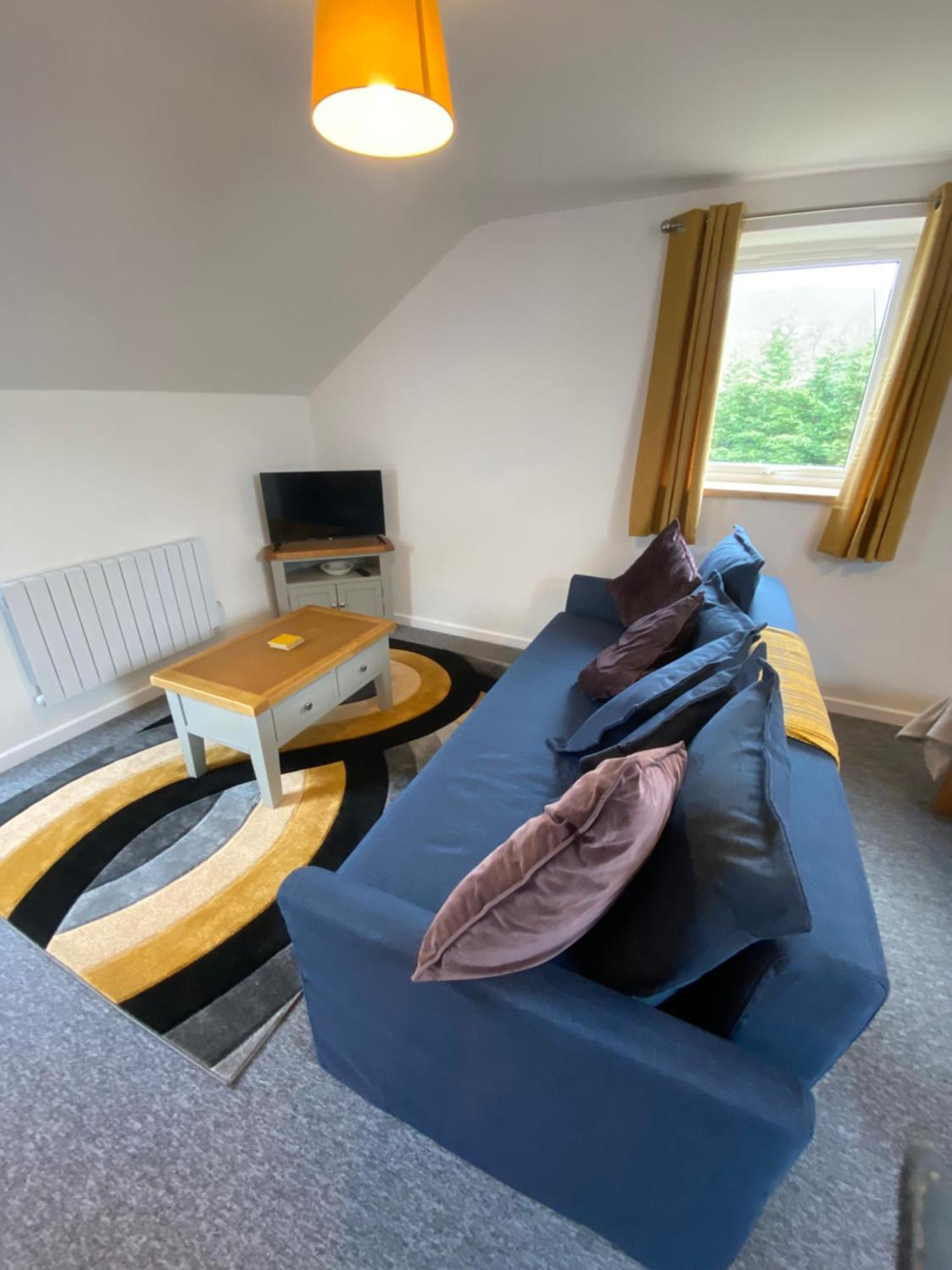 Modern Set Beneath The Black Mountains A Stones Throw From The Offas Dyke Path Apartment *